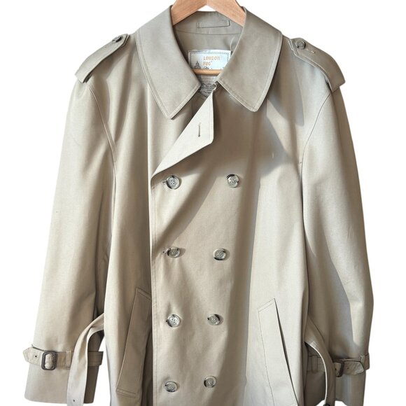 Vintage London Fog Maincoats Classic Beige Trench Coat Size 44R Unisex - Picture 3 of 9
